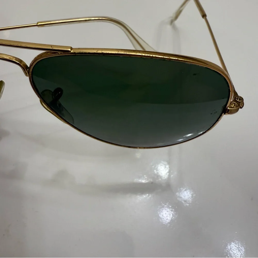 Ray-Ban • Classic Aviator with Polarized lenses